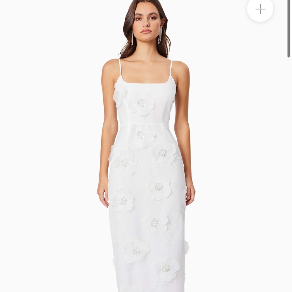 ELLIAT | Dhalia 3D Floral Midi dress